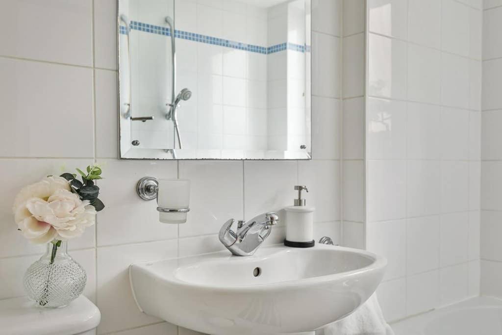 شقة The Exclusive Gem Of Leeds - Sleeps 8 المظهر الخارجي الصورة