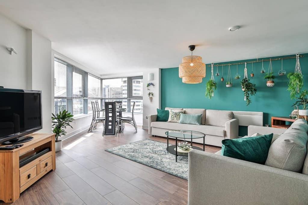 شقة The Exclusive Gem Of Leeds - Sleeps 8 المظهر الخارجي الصورة