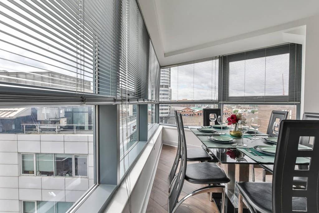 شقة The Exclusive Gem Of Leeds - Sleeps 8 المظهر الخارجي الصورة