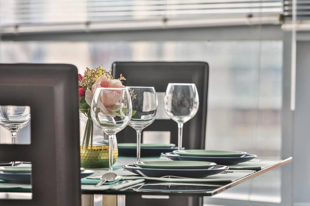 شقة The Exclusive Gem Of Leeds - Sleeps 8 المظهر الخارجي الصورة