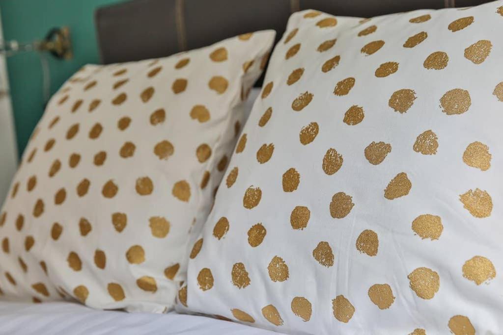 شقة The Exclusive Gem Of Leeds - Sleeps 8 المظهر الخارجي الصورة